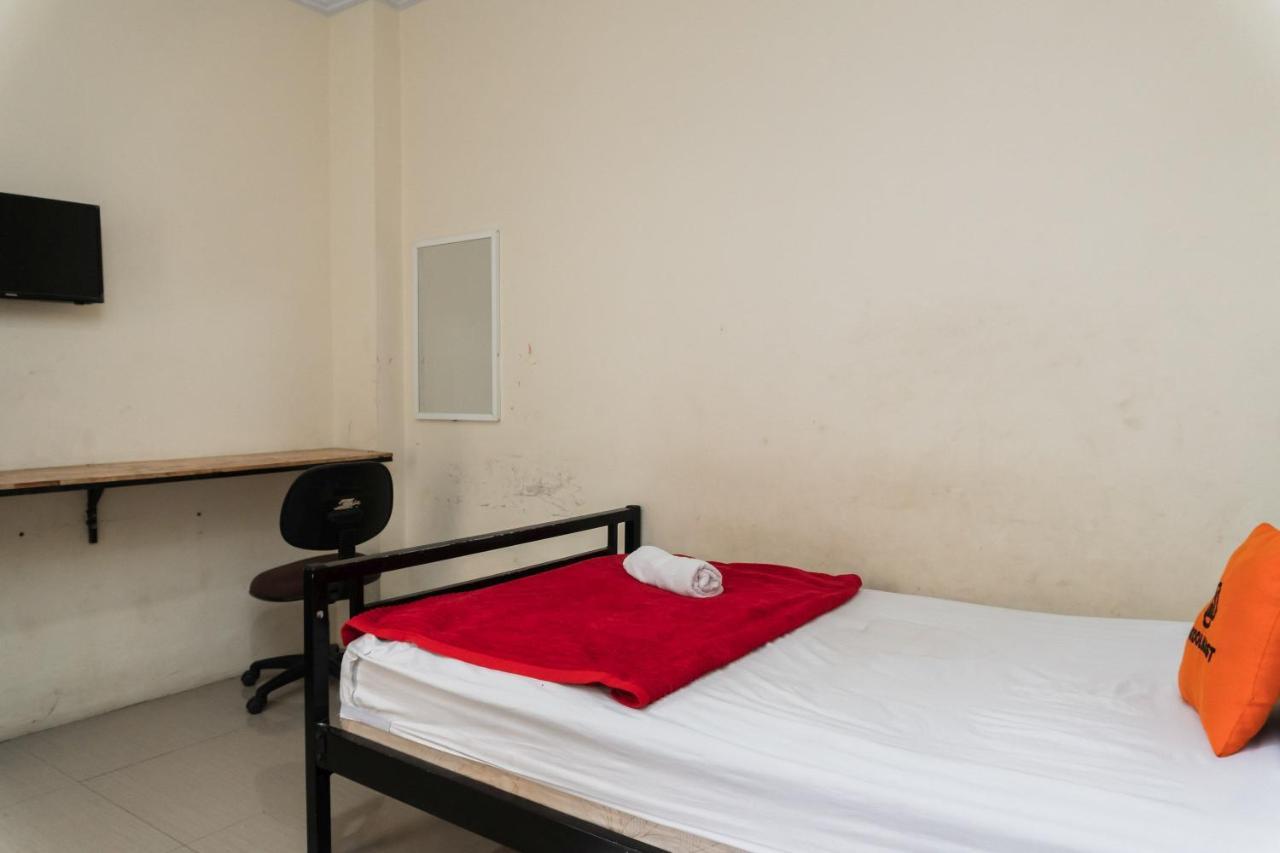 Hotel Koolkost Near State Museum Of North Sumatera Medan Esterno foto