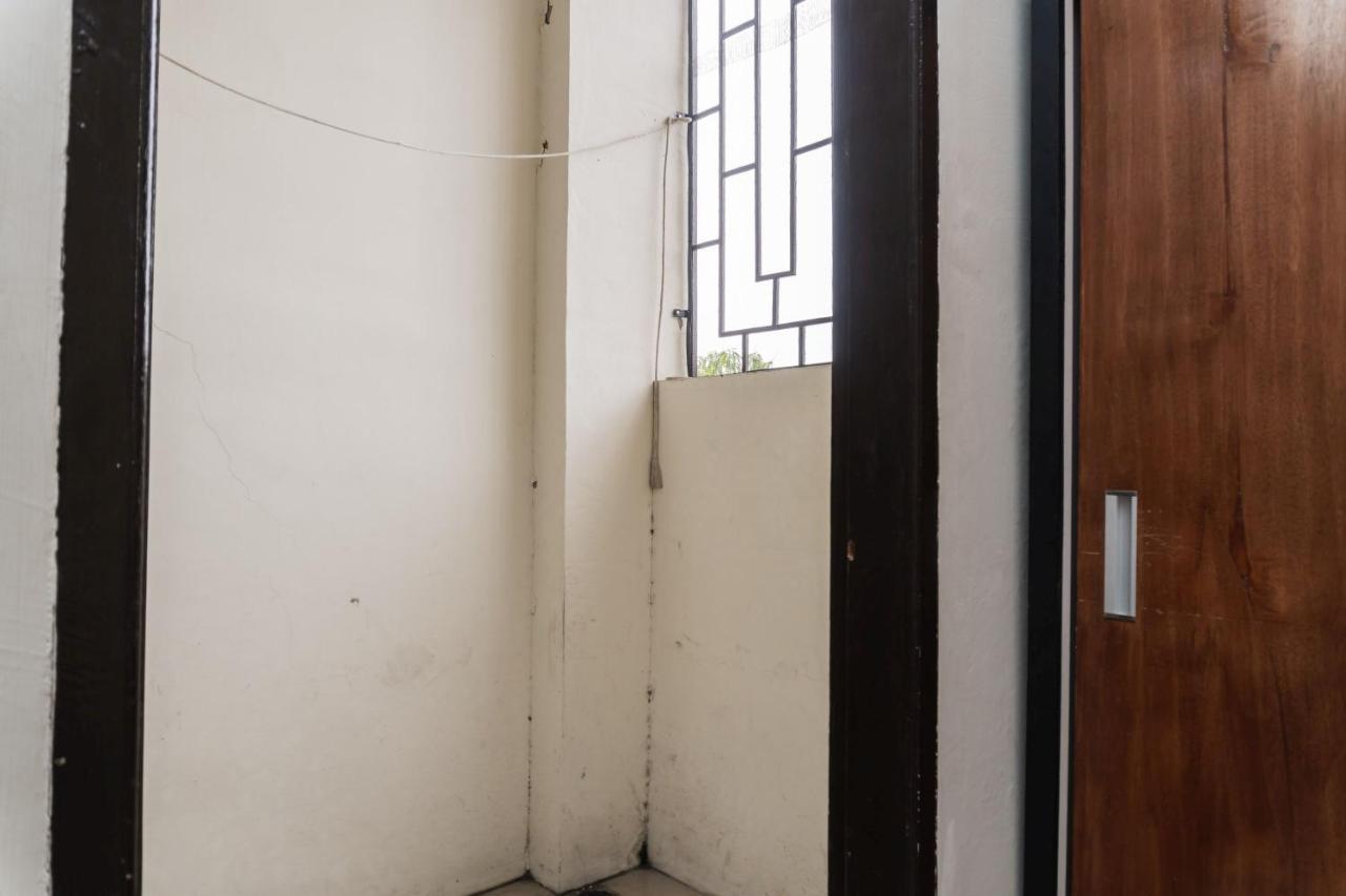 Hotel Koolkost Near State Museum Of North Sumatera Medan Esterno foto