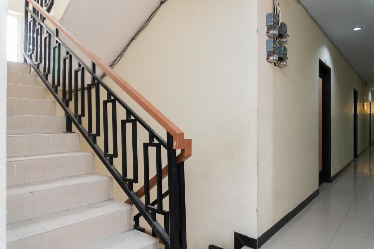 Hotel Koolkost Near State Museum Of North Sumatera Medan Esterno foto