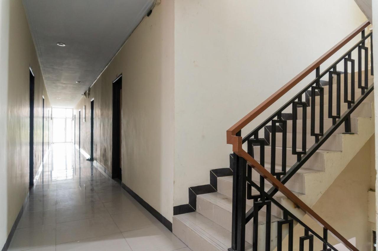 Hotel Koolkost Near State Museum Of North Sumatera Medan Esterno foto
